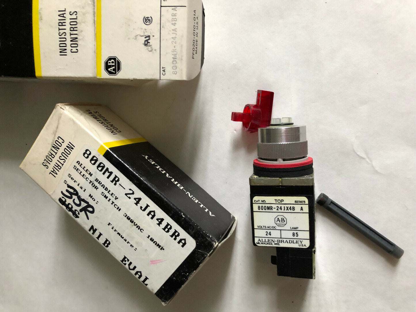 New 800Mr-24Ja4bra  Allen Bradley A-B 800Mr-24Jx4b A,800M-Xa Switch,10A,Se