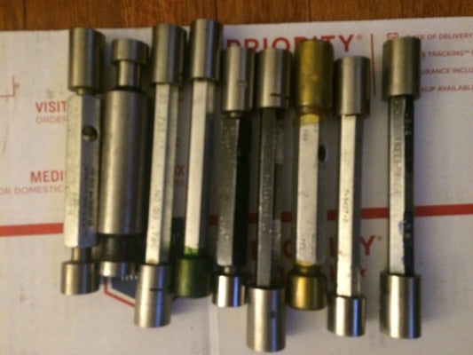 Used Lot Go No Go Gage Plug Guage 812,857,766,771,810,815,812,859,777,787 Bo8-10