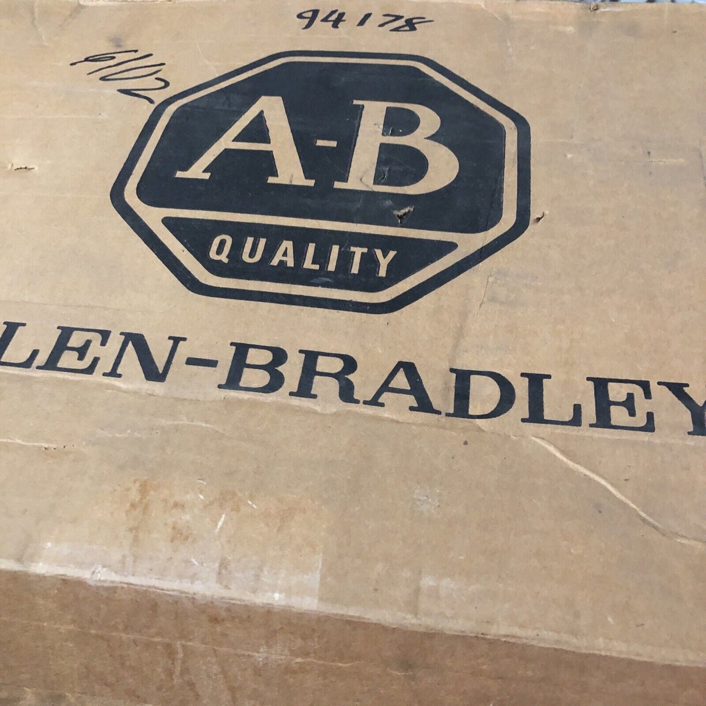 New Allen Bradley 121584  Rev 04 Control Logic Module,Cy