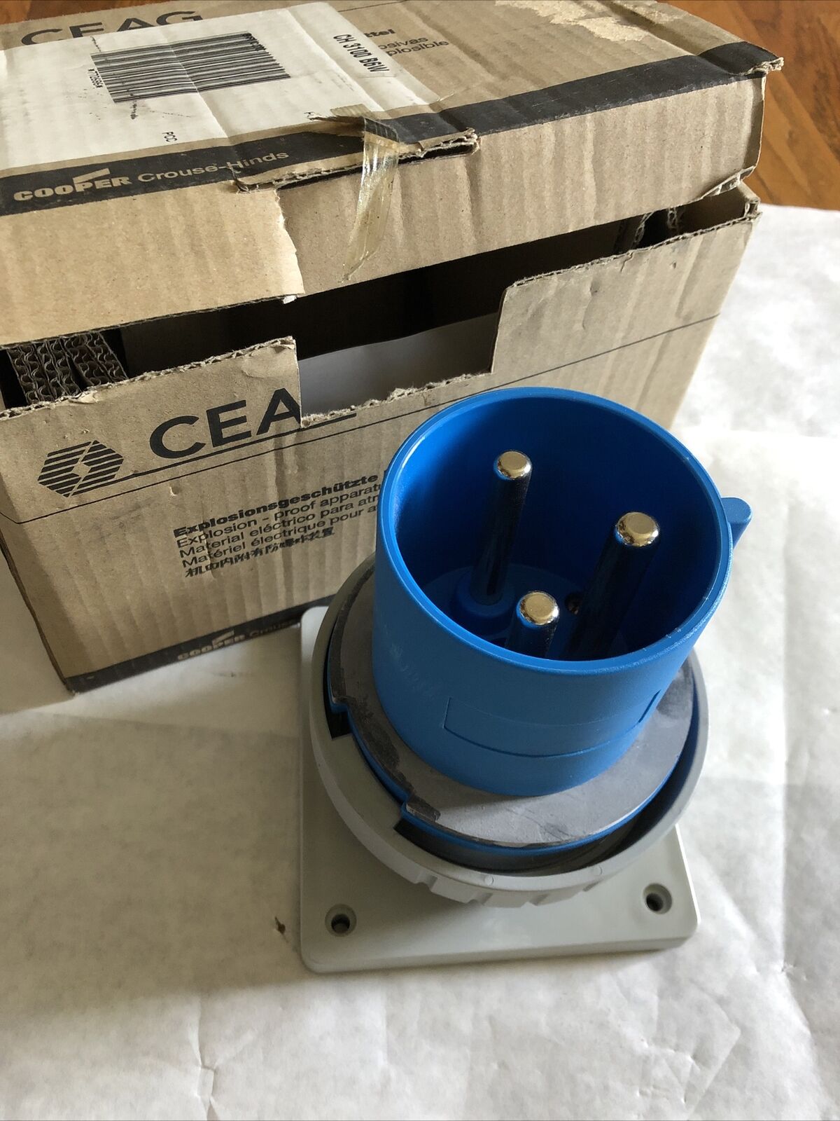 New Cooper Ch 3100 B6w,Ceag Ch 3100 B6w  Receptacle Watertight,Dl