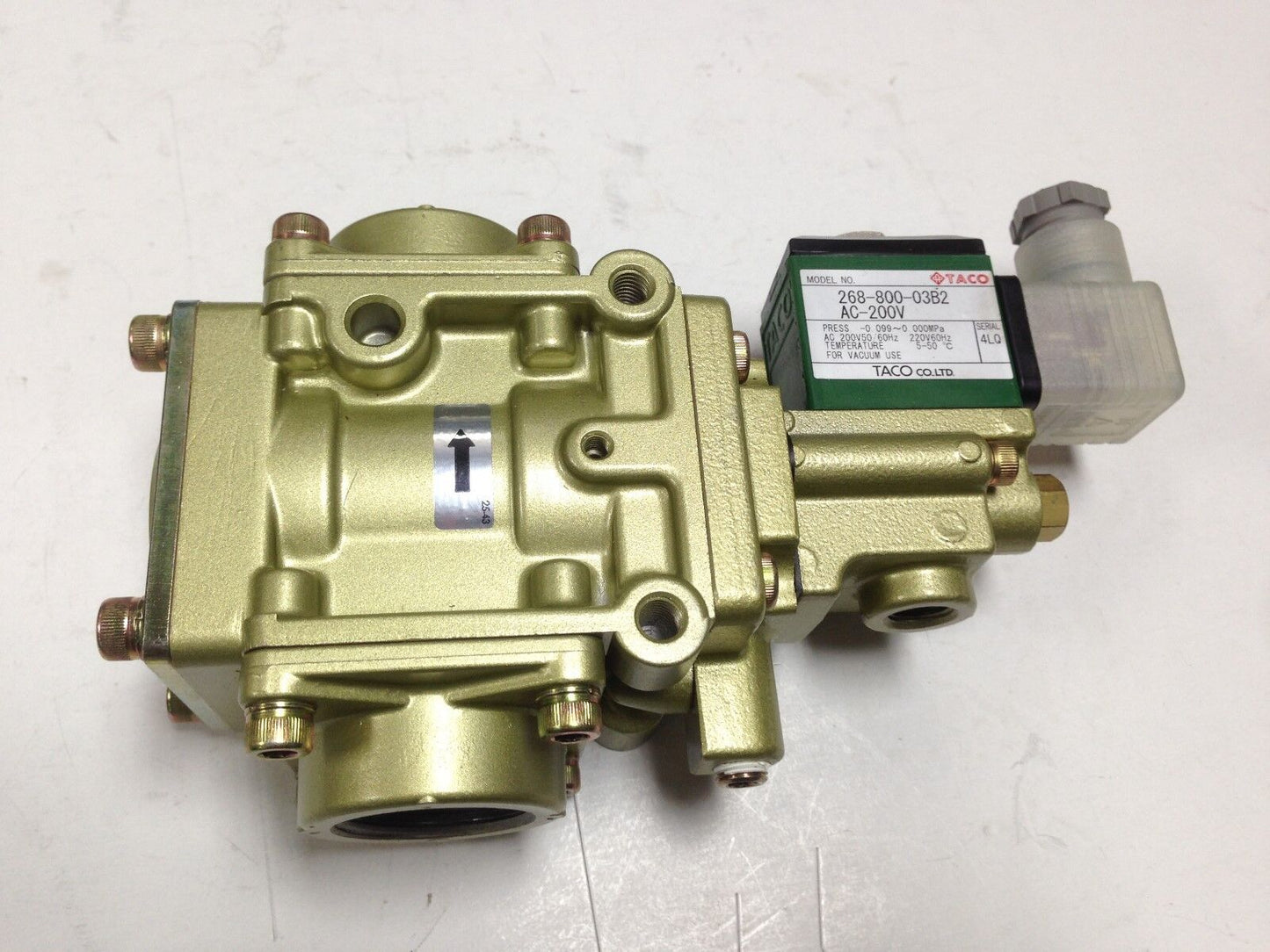 New Taco 268-800-03B2 Ac-200V Solenoid Valve, 1-1/4" Npt, 200Vac,Dl