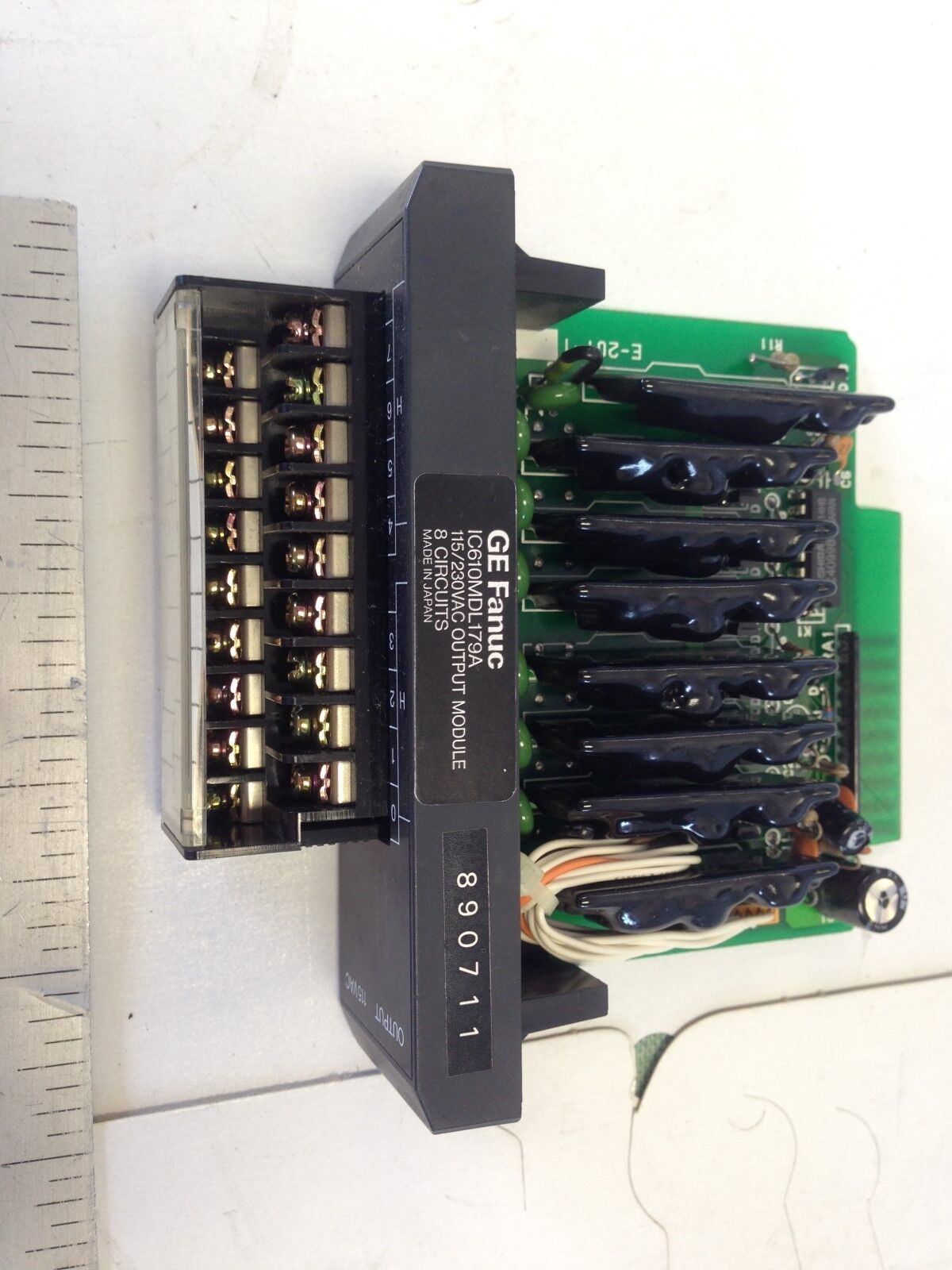 Ic610mdl179a Fanuc Ge E-20T-1, 890711 Output,115/230Vac Term Blk 8 Pt,Sf