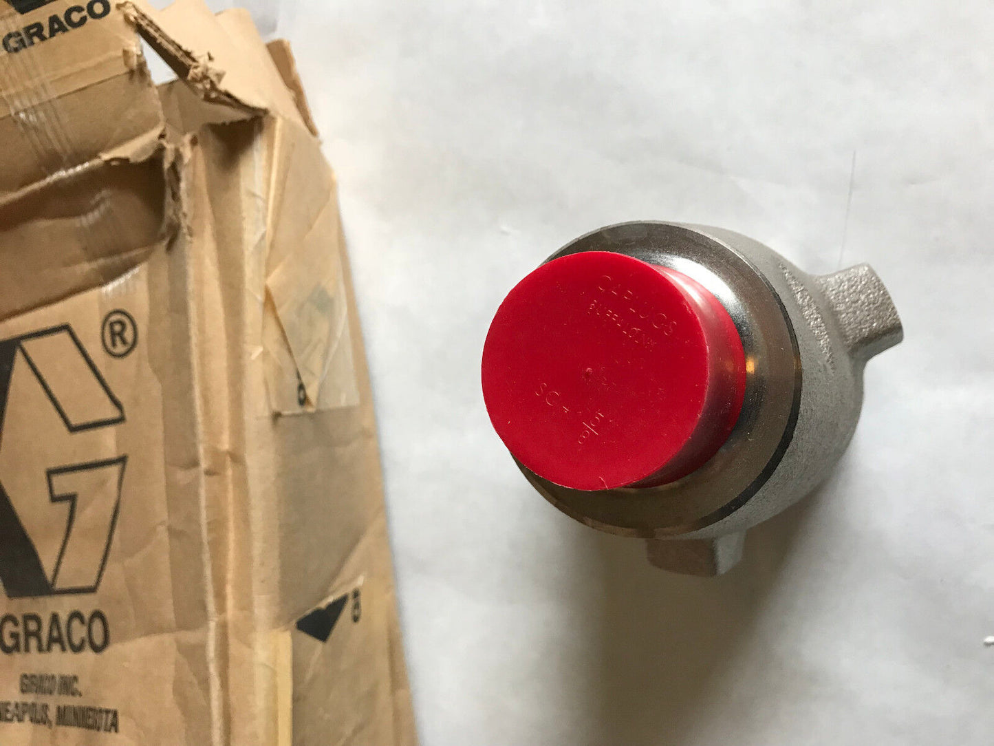 New Graco 15C823 Fitting Ball Check Valve,1-1/4" Npt,Wrp 5000 Psi H04a 246929,Sb