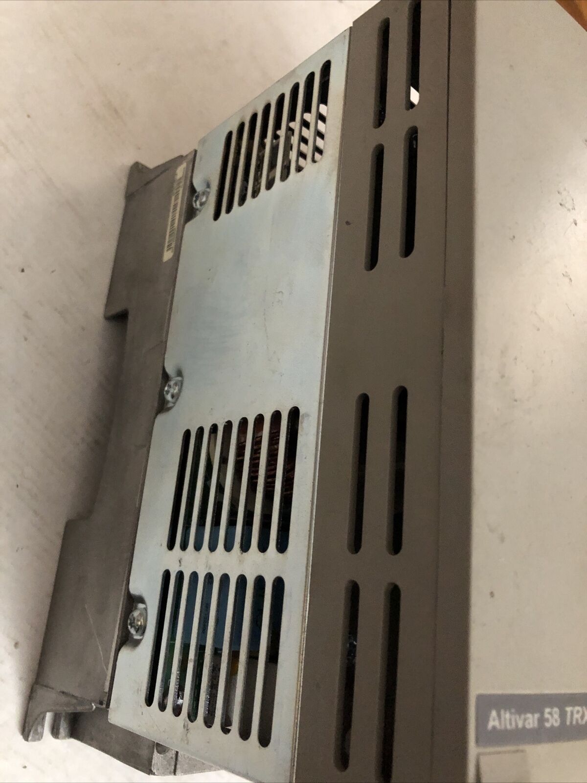 Telemecanique Altivar 58 Trx Aqtv58 Ac Drive,Square D Altivar 58 Trx 2 Hp,3Ph,Cs