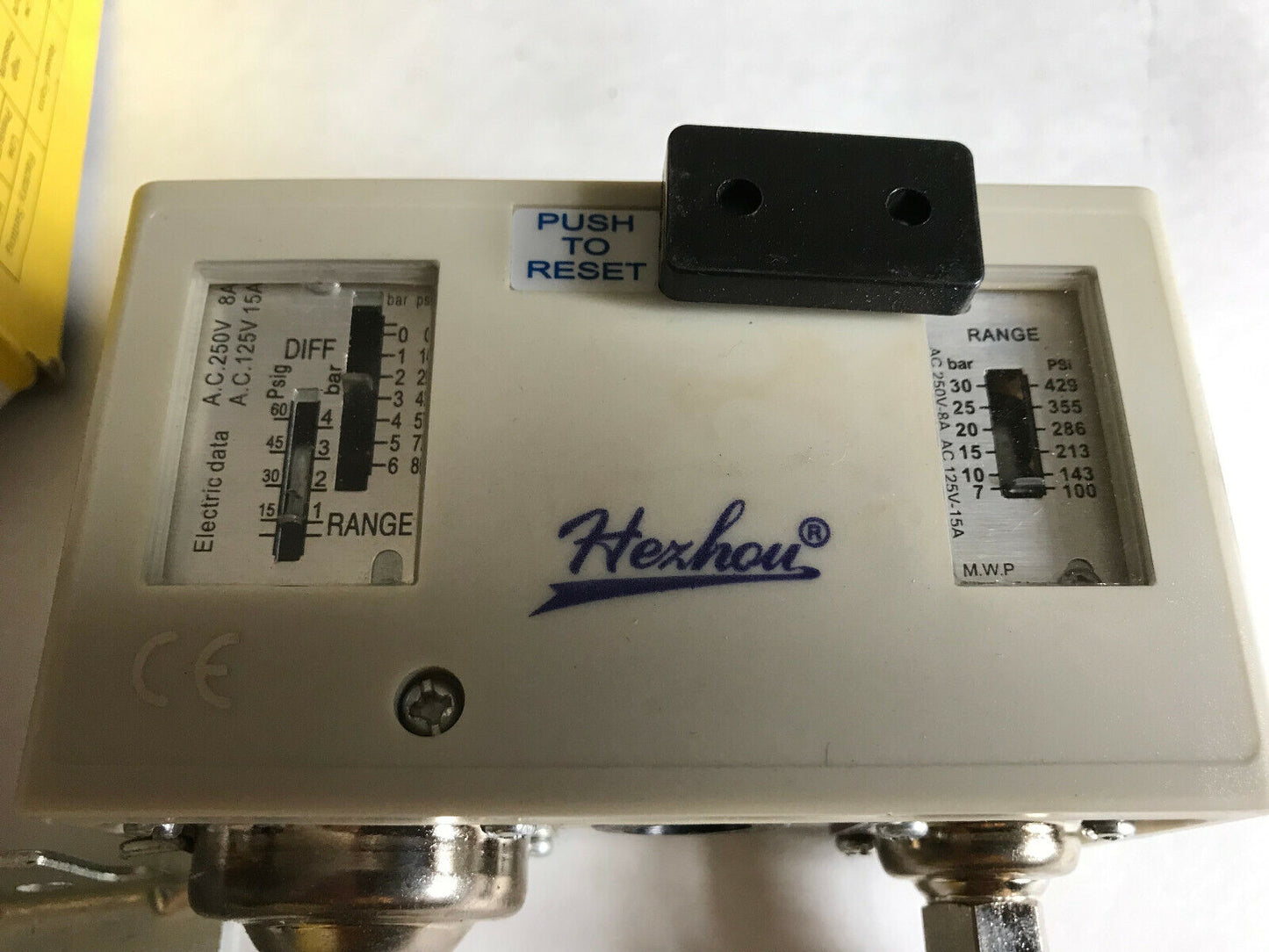New Hexhou Hlp830hme Dual Pressure Controller Low Side=-0.6-6Bar, High=8-30,Sn