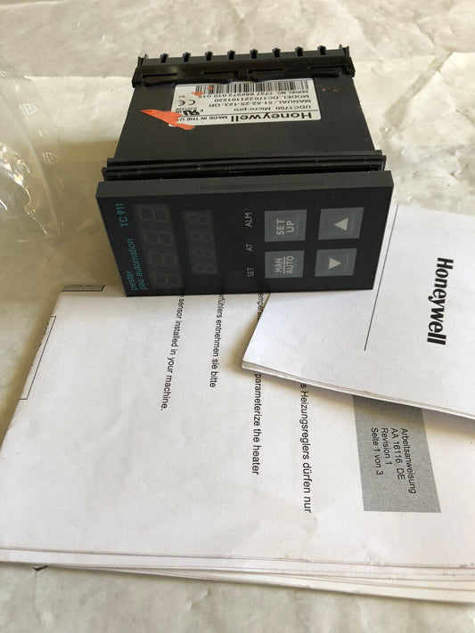 New Honeywell Dc170221101220 Micro-Pro Universal Digital Controller,Ed