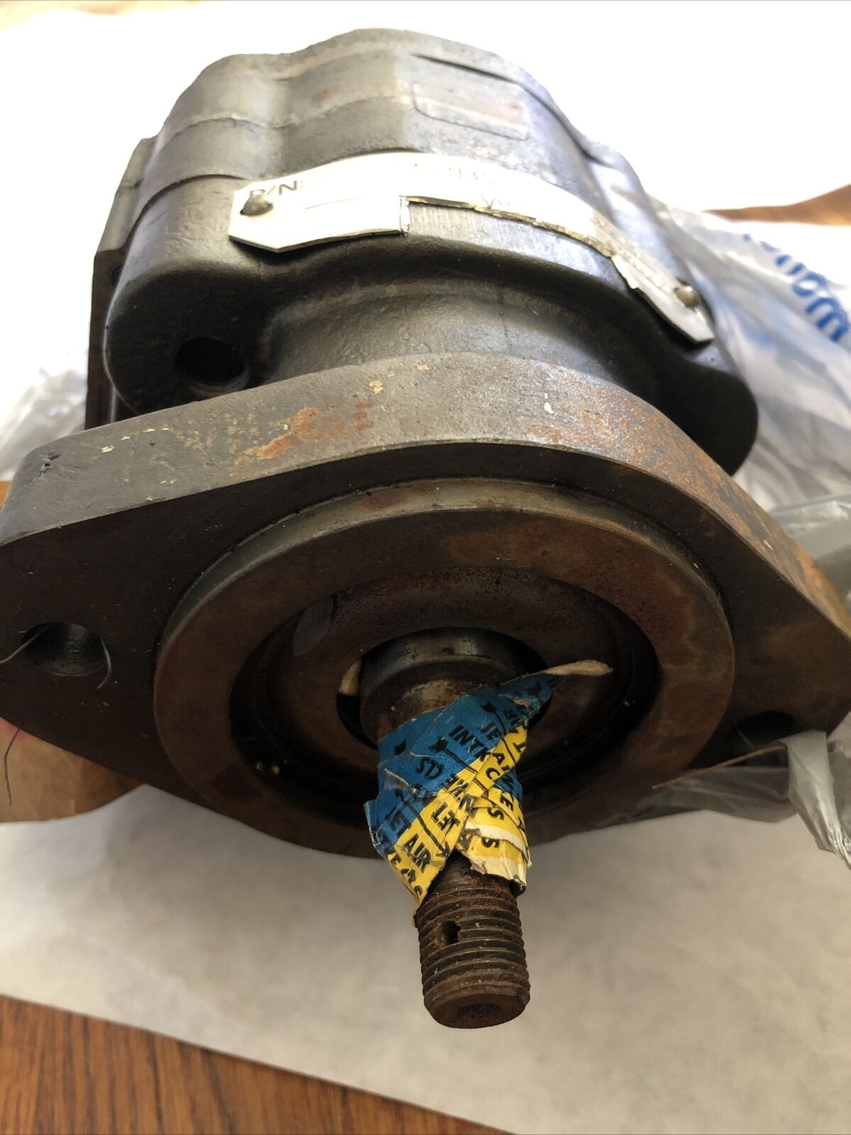 New Lynch P15h-301-Beer12-13 Hydraulic Motor,5/8" Shaft,3/4Npt Ports Da 1603,Dc