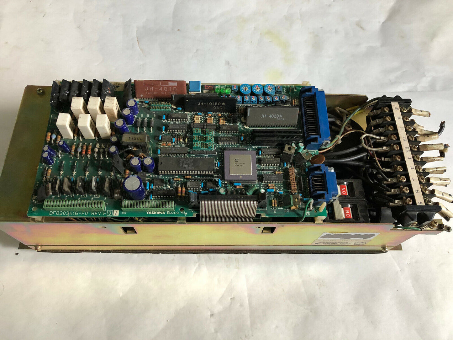 Yaskawa Nnc-20Caw,Cacr-Sr 30Sz1sdy230 Servo Drive Cacr-Srca 30Dzsy230,Aj