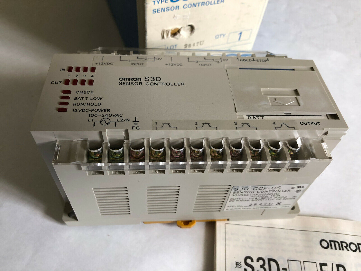 New Omron S3d,S3d-Ccf-Us Sensor Controller 20I/O 12In 8Out 100-240Vac,Bu,Hl,Fc