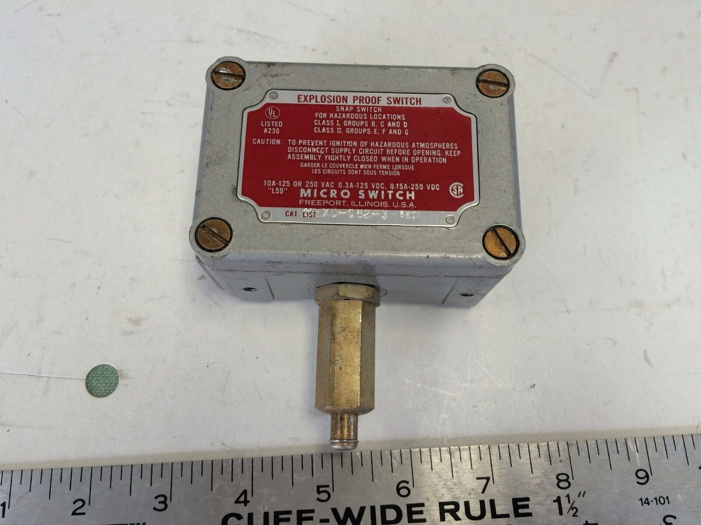 Micro Switch Exd-Q62-3  8201, Explosion Proof Enclosed Basic Switch,Cv