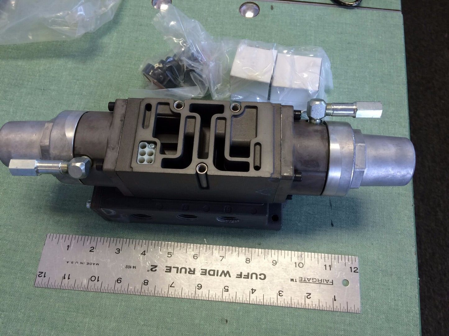 Numatics 554Rd13aj000000 Pneumatic Valve Manifold 10-130-Psi,554Rd13ajoooooo ,Tl