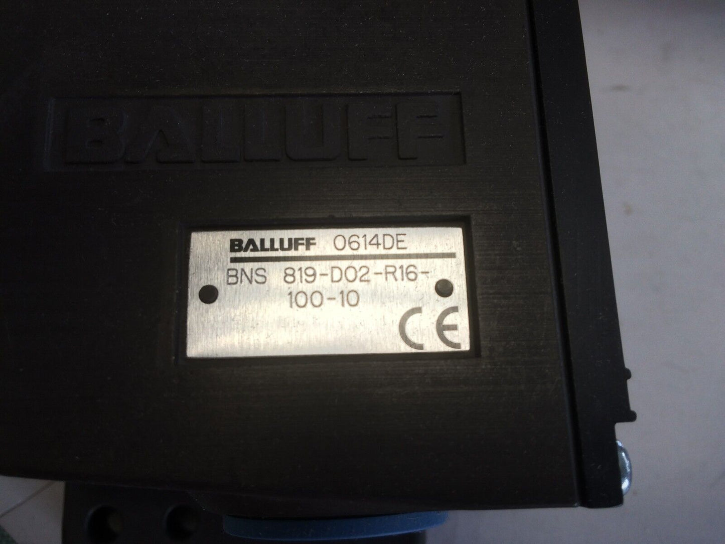 New Balluff Bns 819-D02-R16-100-10 Limit Switch 240V 6A Hd  En 50 262,Bj