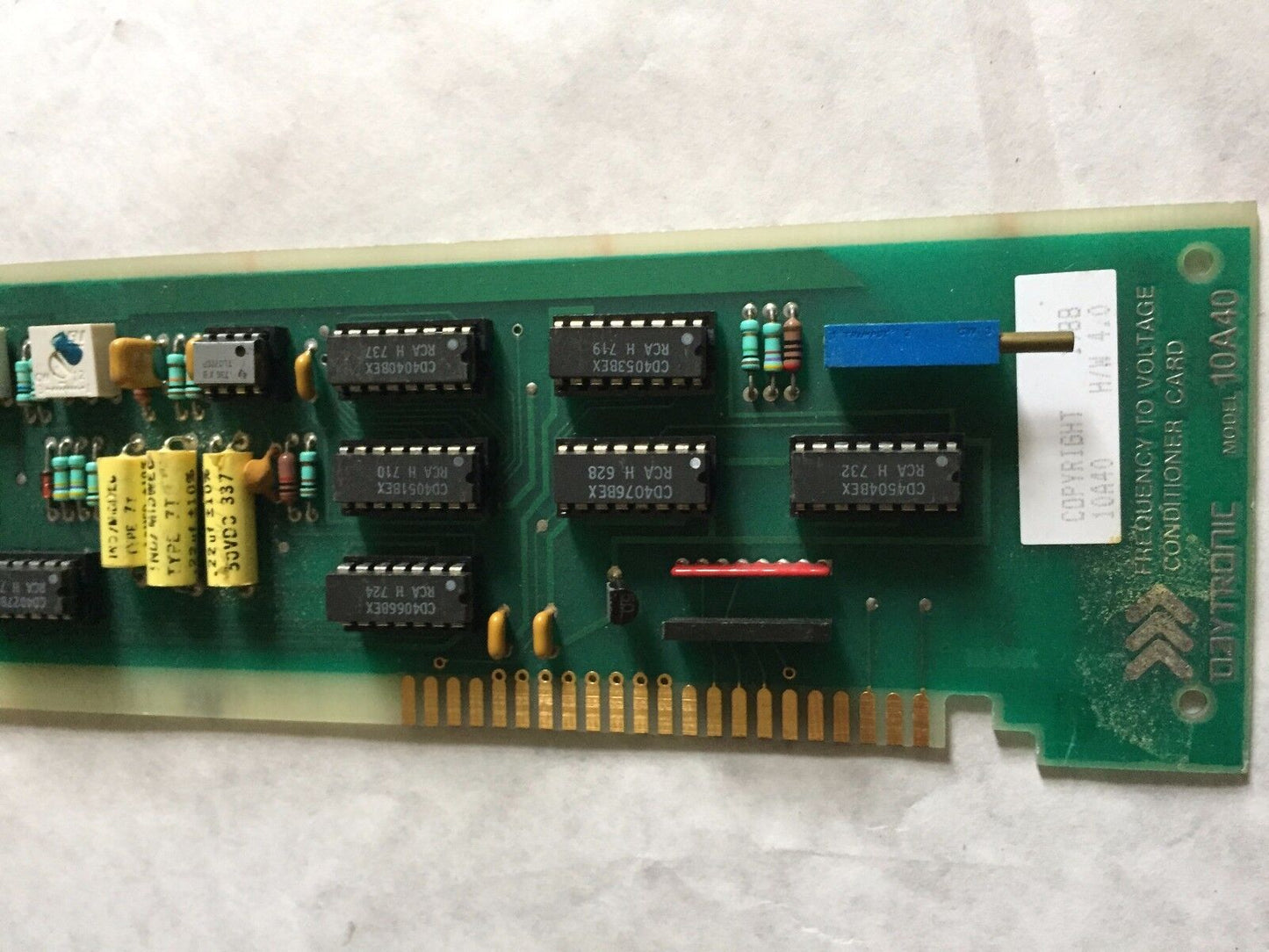 Daytronic 10A40 H/W 4.0 Frequency To Voltage Conditioner 10A40/004,736542,Bt