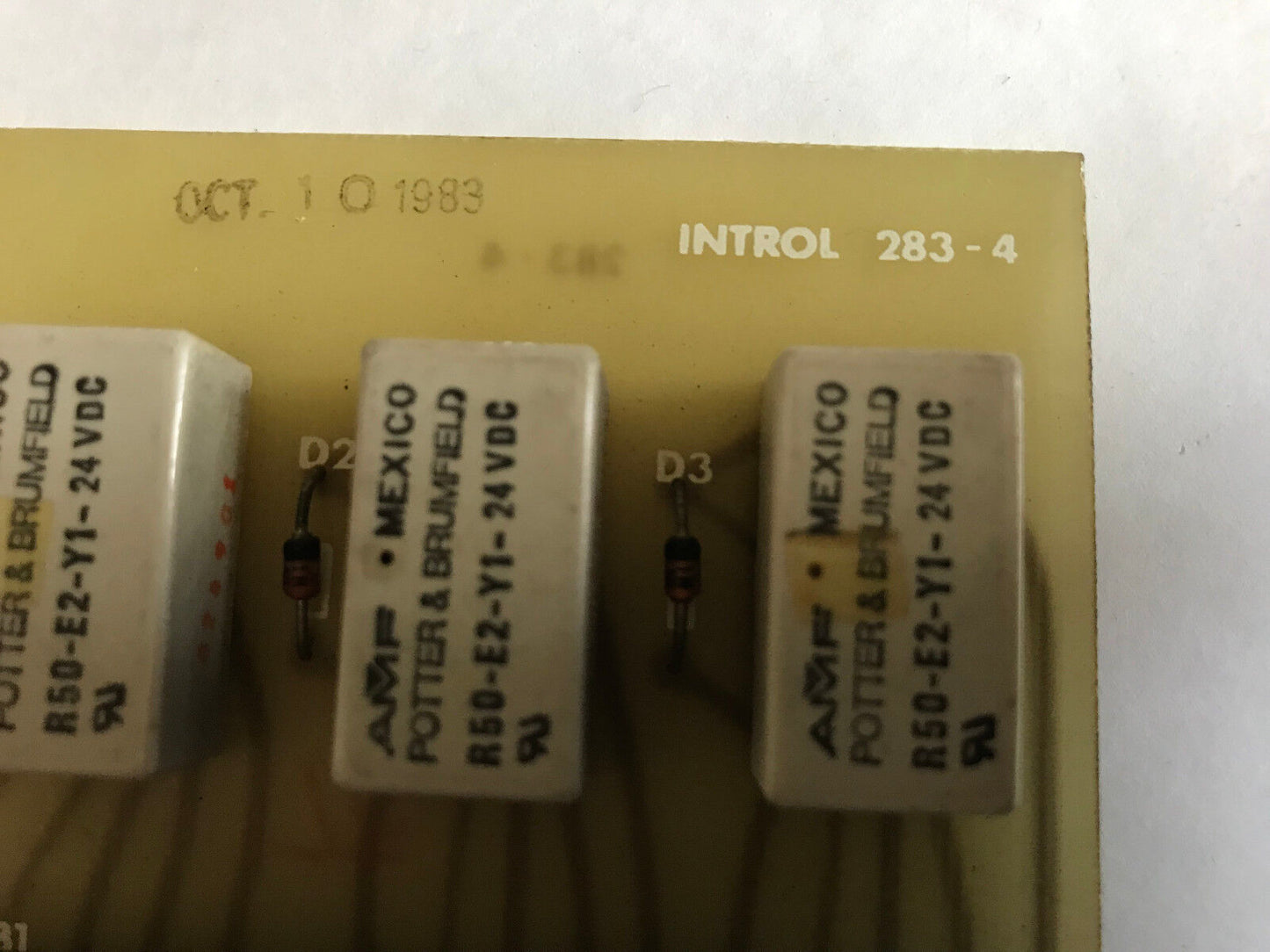 Introl 283-4 Introl Design Robotic Servo Circuit Board 305-3A,St