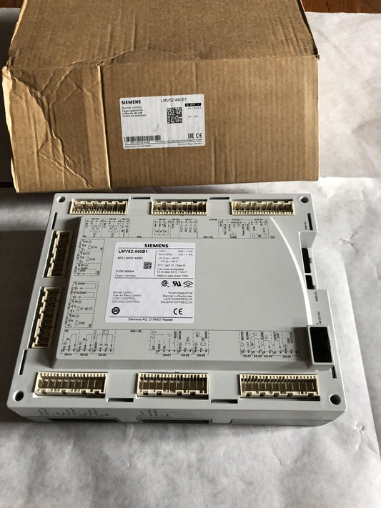New Siemens Lmv52.440B1,Lmv52.440B1 Burner Control Fuel Air Ratio Control,Bm