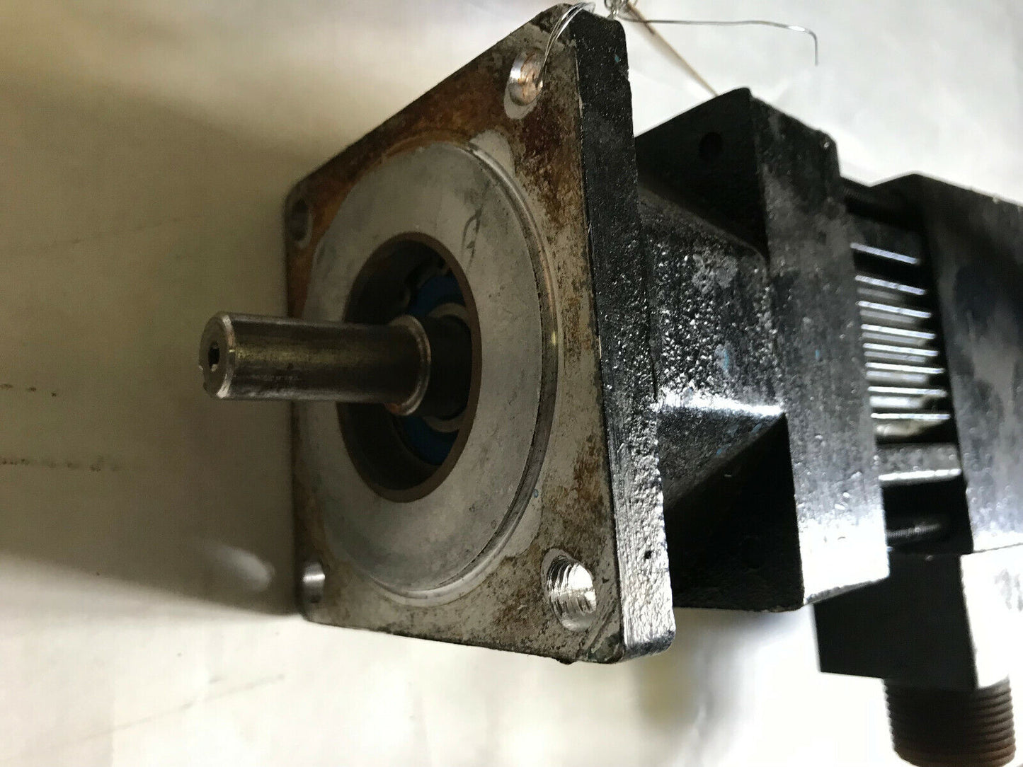 Pacific Scientific R32genp-Hs-Nf-Nv-00,R32genp Permanent Magnet Motor,7030Rpm,Th