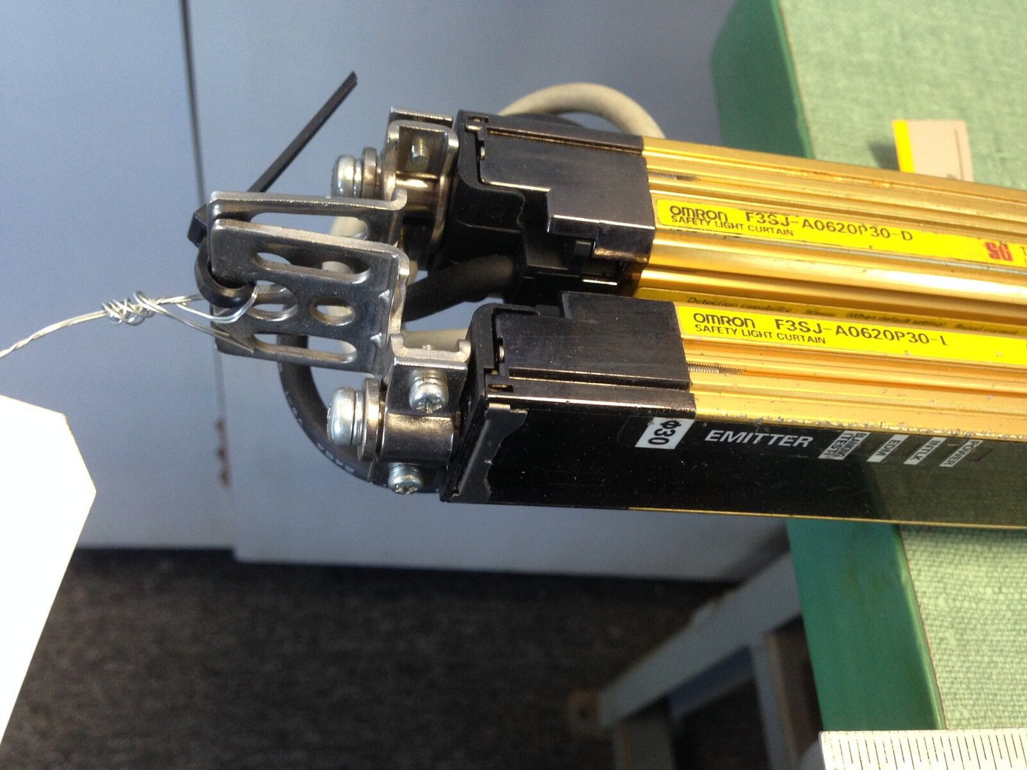 Omron F3sj-A0620p30-L Light Transmitter F3sj-A0620p30-D Receiver,Sti Espe,En