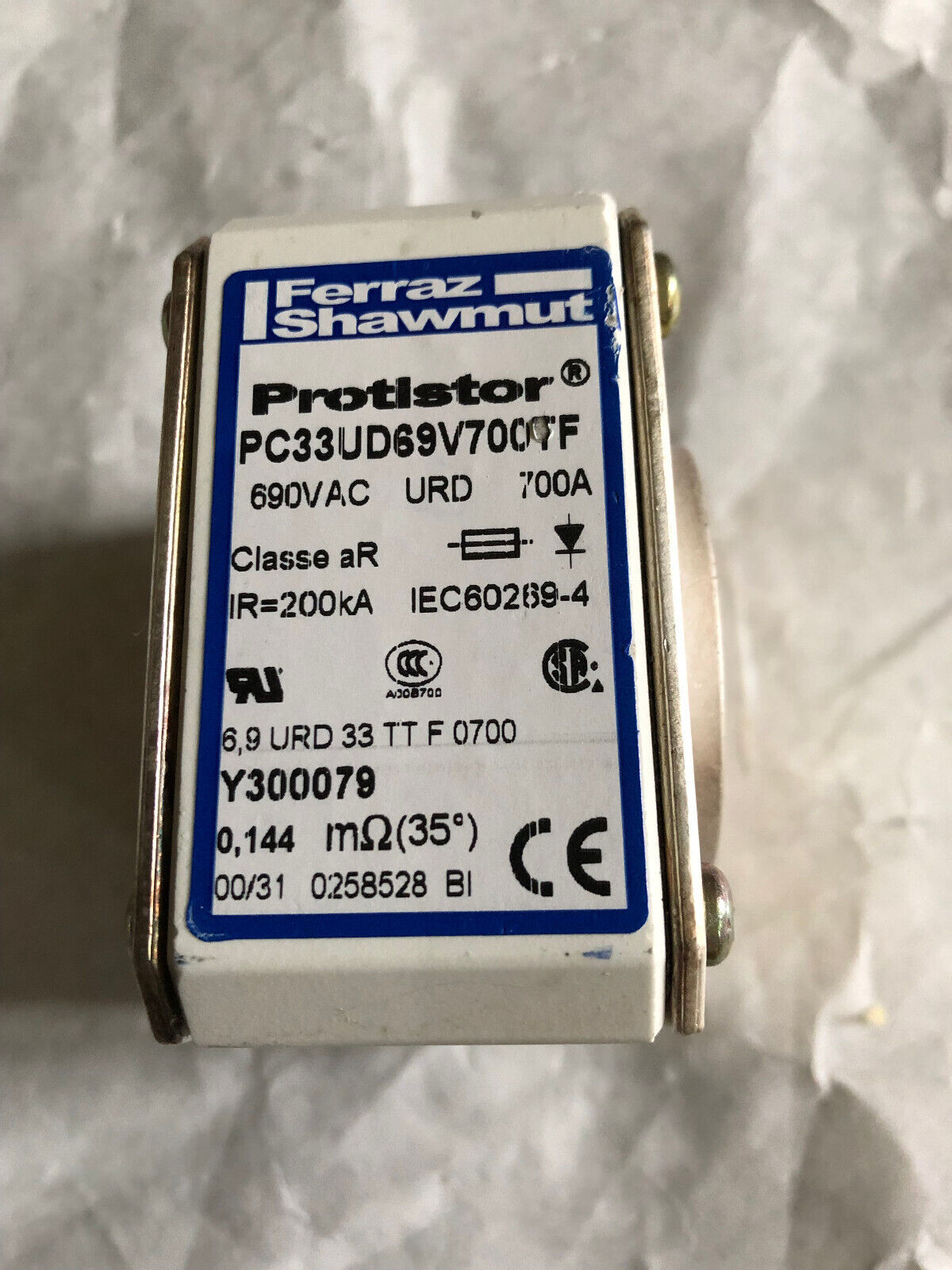 New Ferraz Shawmut Pc33ud69v700tf 690Vac 700Amp Fuse Link. Protistor,Ak