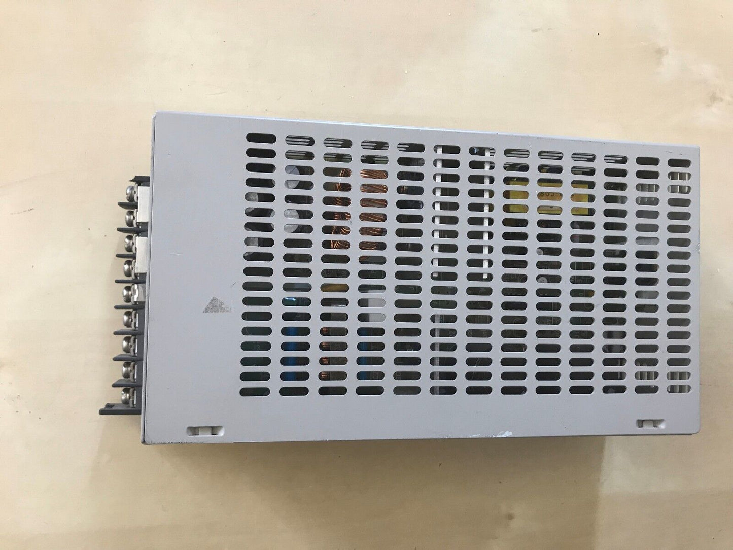 Omron S82h-3024 Power Supply S82h3024 0873F 2.5A, Room5