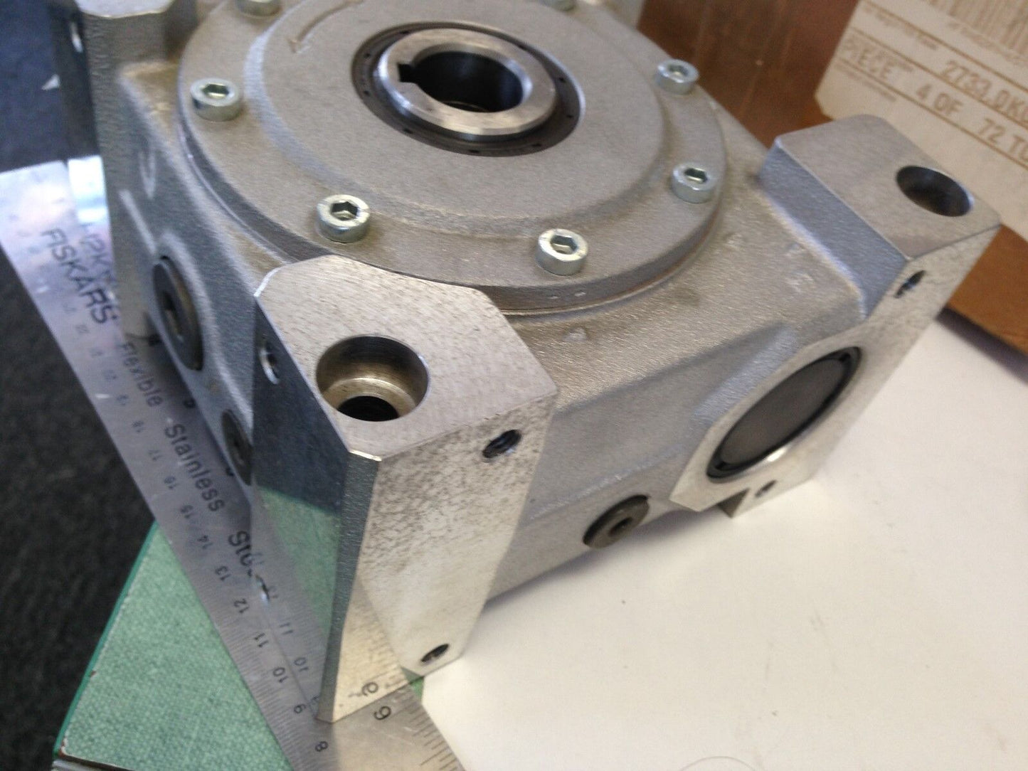 New Alpha Vdh 050-Mf1-28-131-0C V-Drive Right-Angle Servo Gear Reducer,28:0,Fa