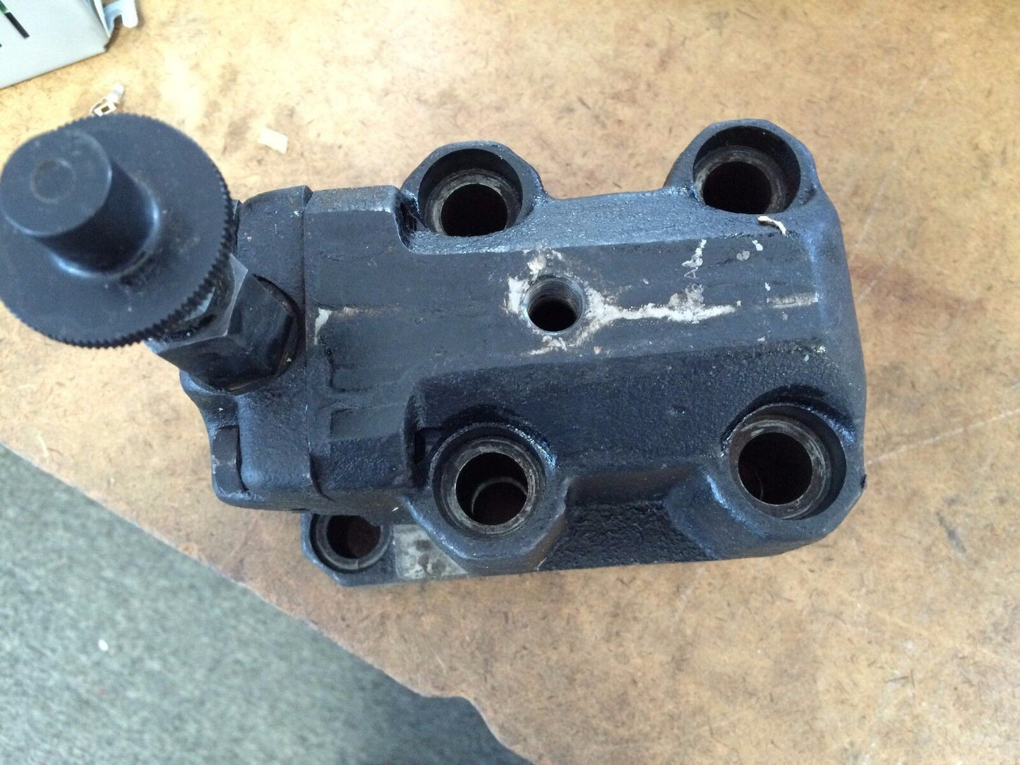 Parker Ur6mm Pressure Control Valve 400-1500Psi,M0692715,Mc692715,Bq