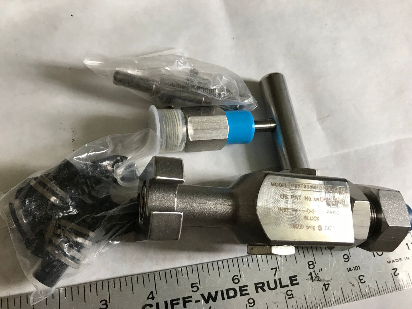 Phoenix Precision P6st6s8mifssvd-Hs-Di,3/8" Bore Valve,P6stss8mifssvd-Hs-Di,Eq
