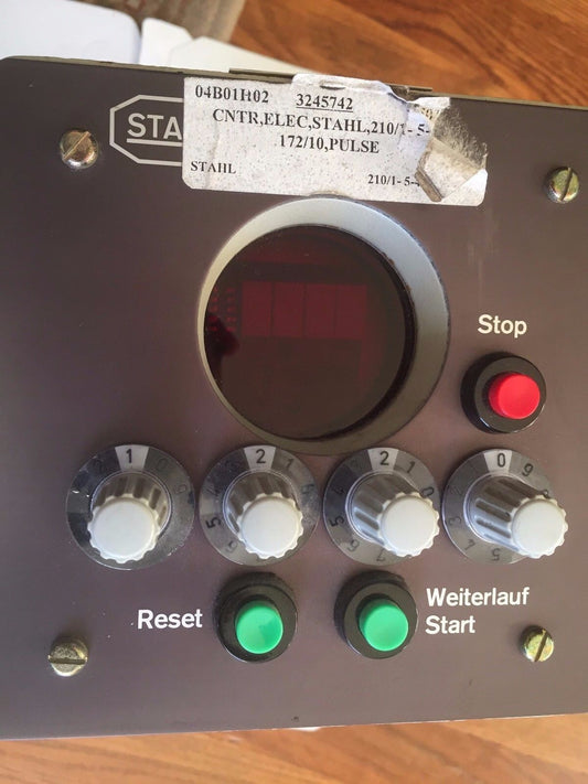 Stahl 8210/1,Ex D3ng5 24V Pulse Counter,Stahl 8210/1 5-4-172/10 Board,4.87.6A,Bu