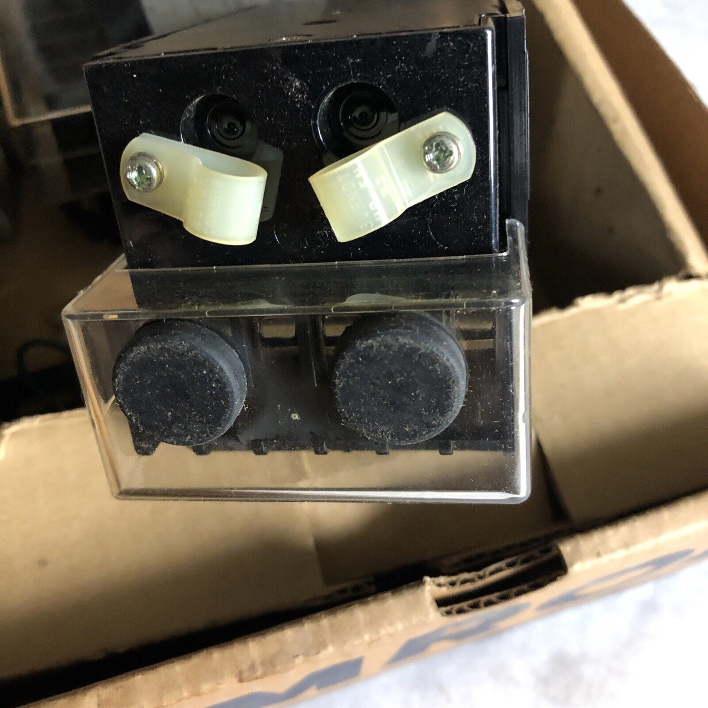Omron Oa-10L-30 & Oa-10D-30  Photoelectric 110/220Vac,0A-10L-30,0A-10D-30,Bb