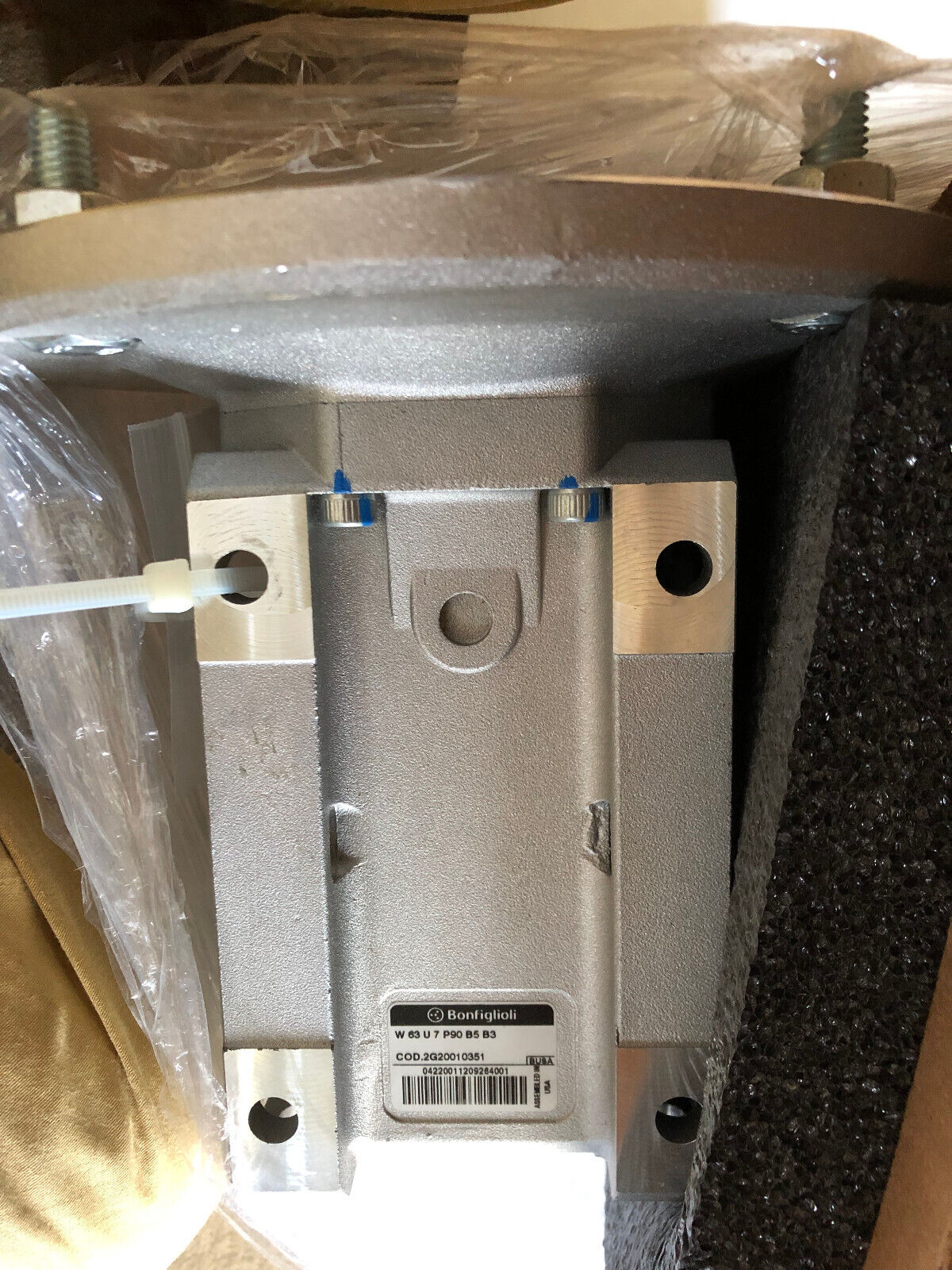New Bonfiglioli W63u10p90b5b8 Gear Box,W 63 U 10 P90 B5 B8,Cod.2G20010653,Am