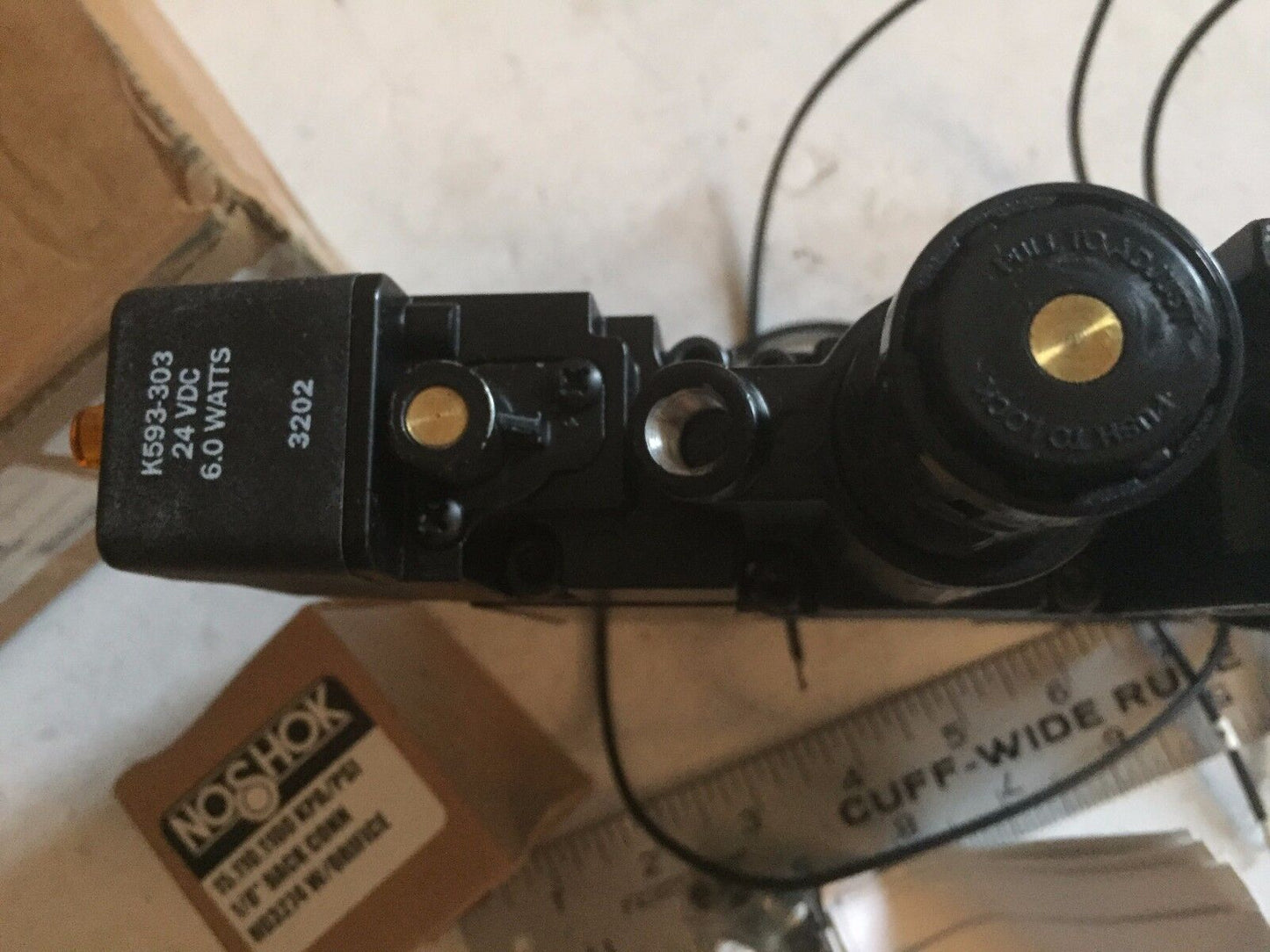 Parker Al11323bgn496cb Pneumatic K593-303 24Vdc 6 W Solenoid Valve K142175,Aa