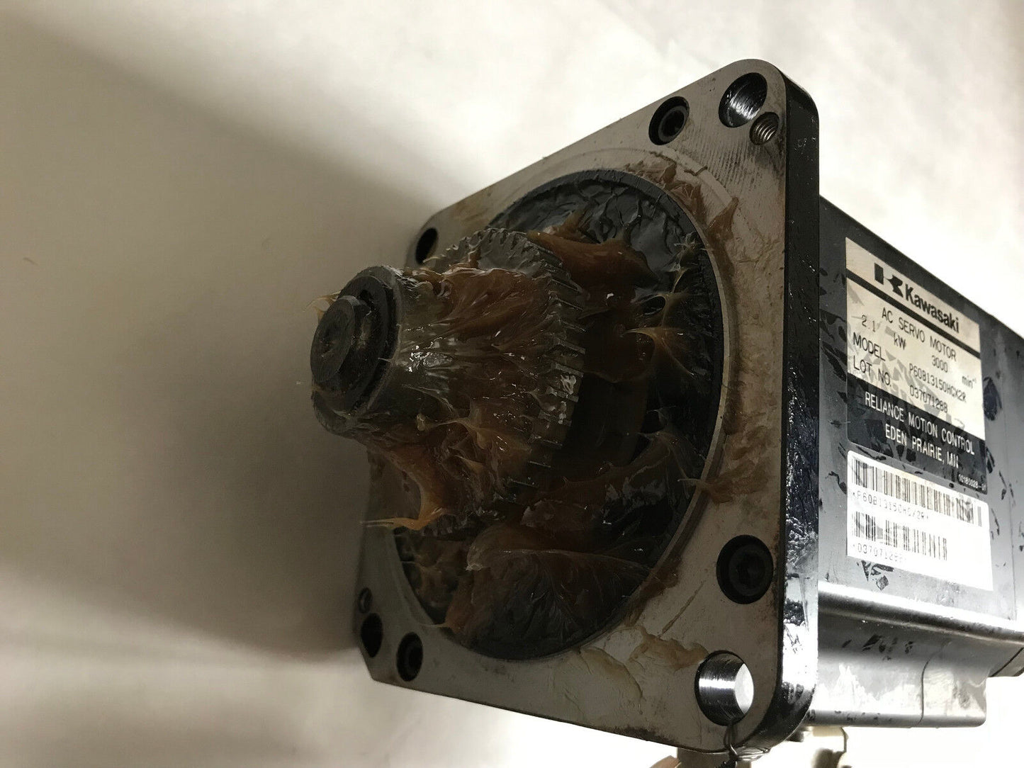 Kawasaki P60b13150hcx2r Ac Servo Motor,3000 Rpm,2.1 Kw,P6ob1315ohcx2r,Sd