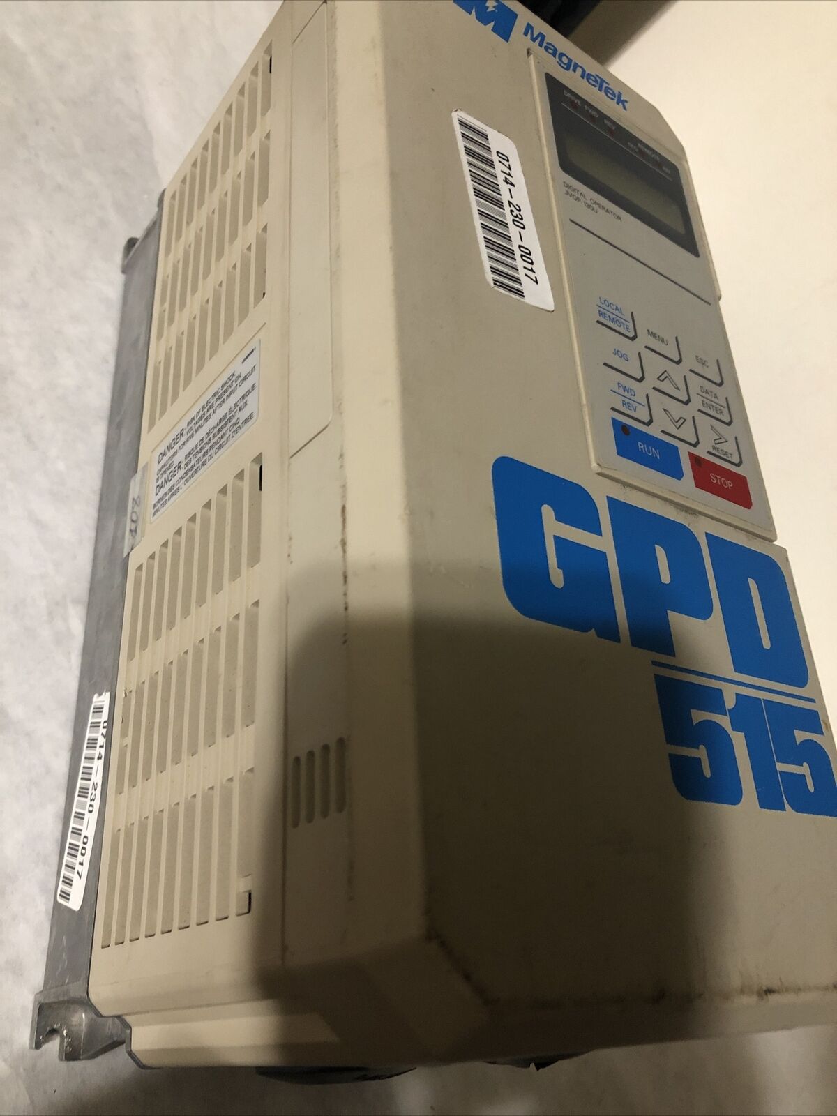 Magnetek Cimr-G5u20p4 Ac Drive, 3.9 A, 200-230 Vac, 3-Phase Gpd 515,Ff