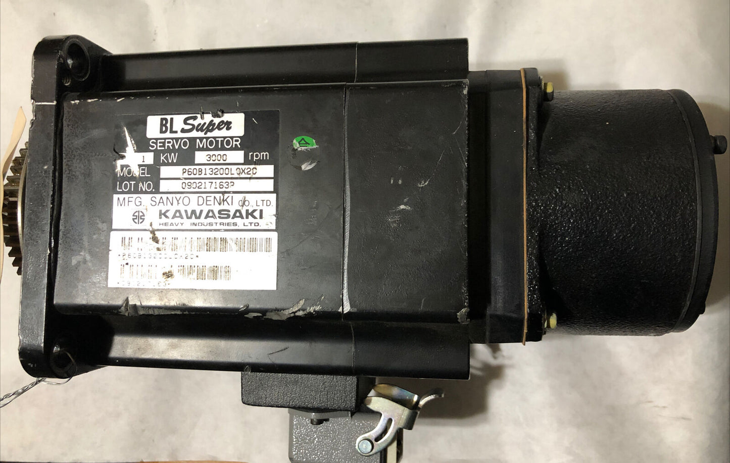 Kawasaki P60b13200l0x20 Bl Super Servo Motor,P60b13200l0x2c Sanyo Denki,Dj