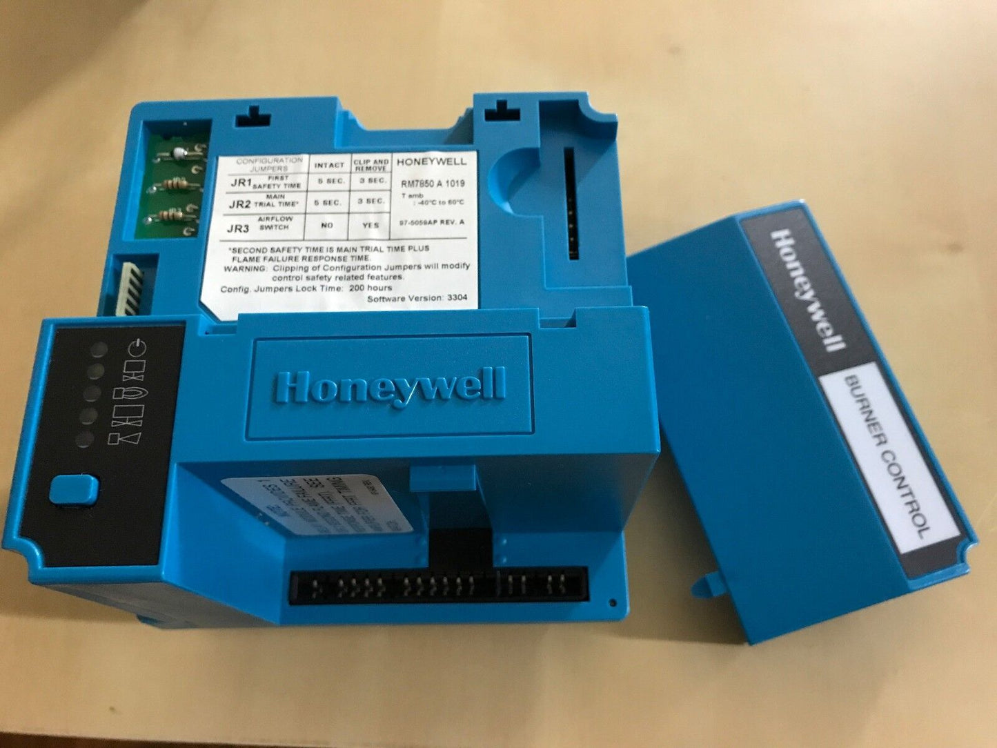 New Honeywell Rm7850a1019 Programming Burner Control Burner Controller,Aq,Ar