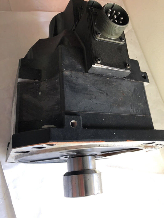 Nachi-Fujikoshi Nachi Mfa360fysbda Ac Servo Motor, 3.6 Kw, Rpm: 2000,Tb