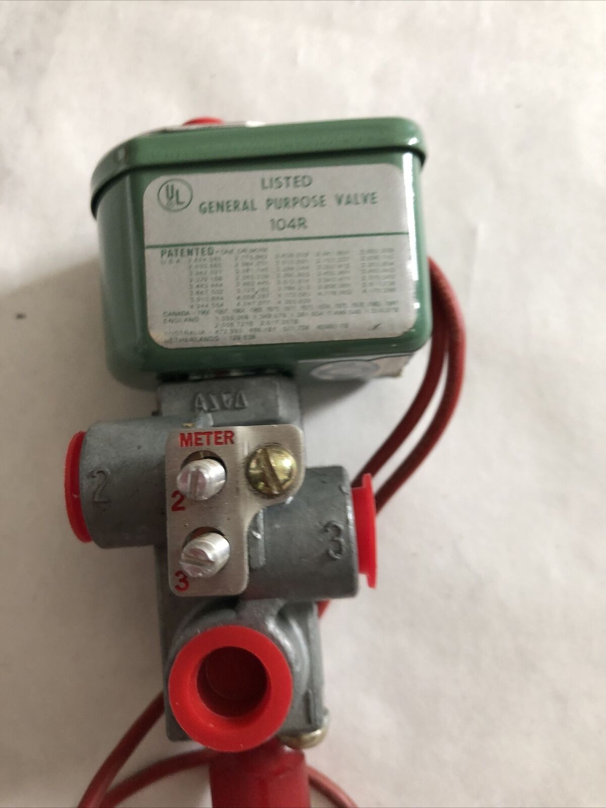 New Asco Solenoid Valve 3-Way,1/4 Npt 100V/50Hz,Asco 8324-19M0, 8324-19Mo,Bn