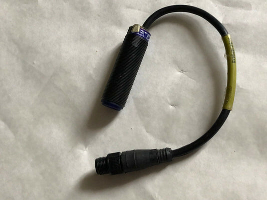 New Telemecanique Xu5p18pd9ab Photoelectric Sensor 001010A 560970 24Vdc,Eg