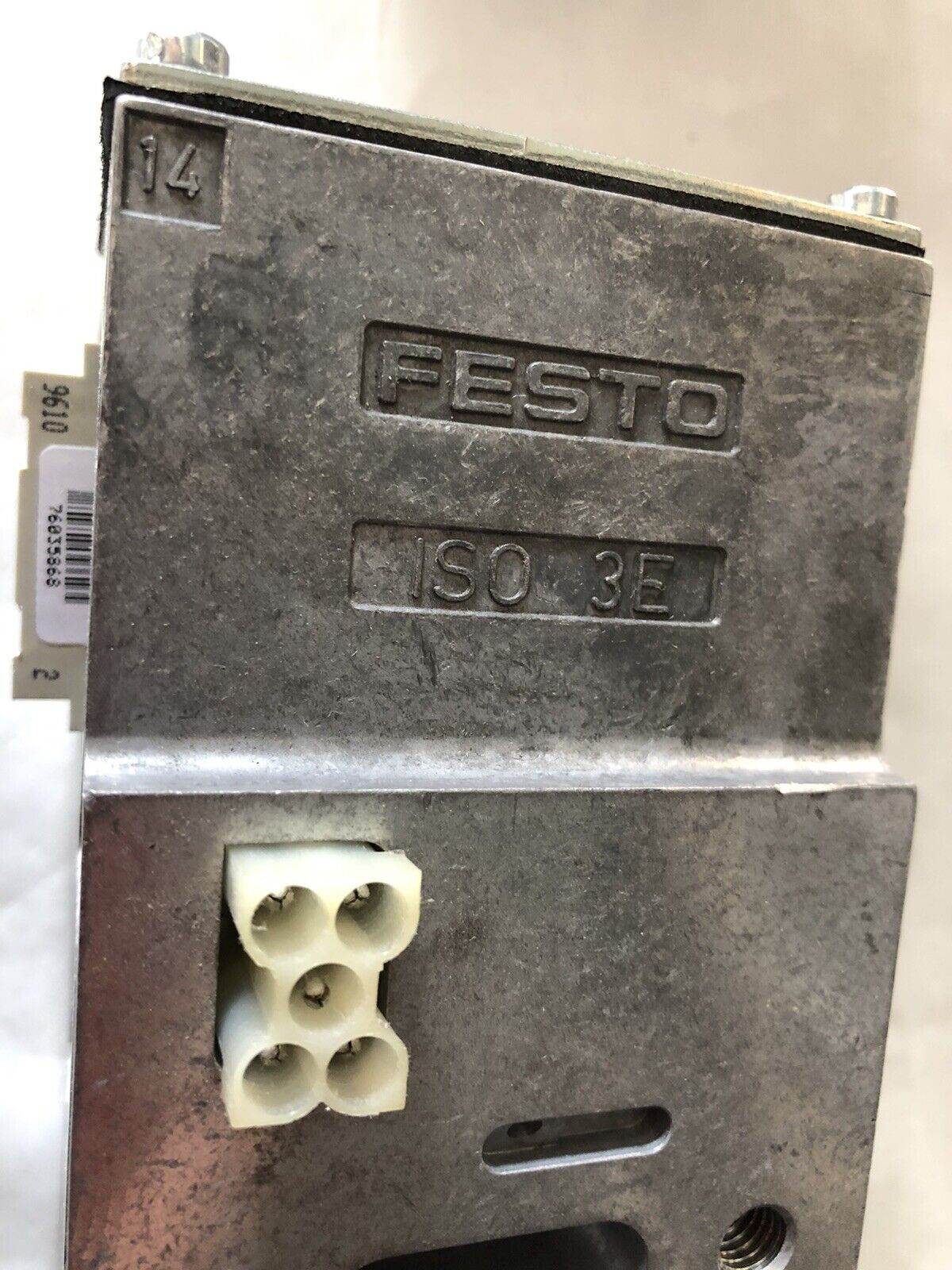New Festo Vigi-04-D-3,18841 T702  123317  Pneumatic Valve,Festo Iso 3E,Ez