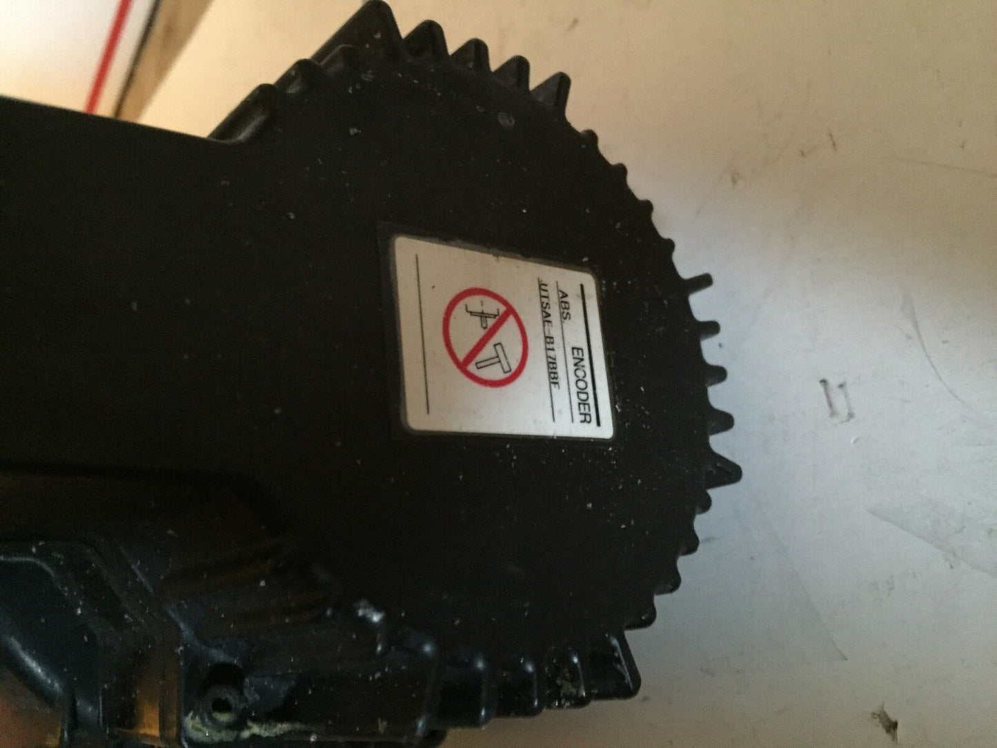 Yaskawa Electric Sgmgh-13A2a-Yr13 Ac Servo Motor,200V,1300 W, Rpm1500,Bi