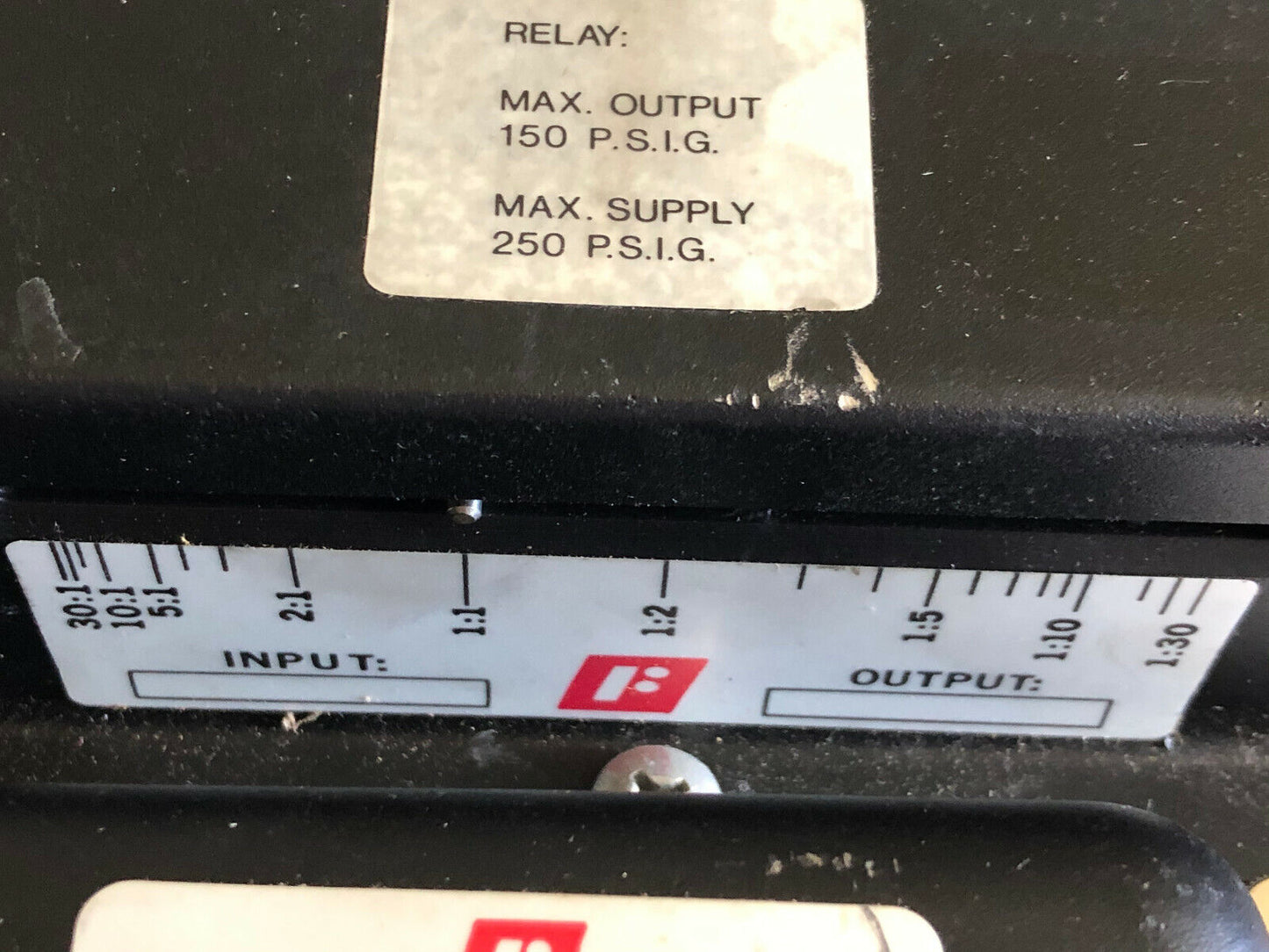 New Fairchild T5221-4 Electric Pneumatic Transducer W/Ratio Relay Relay,Az
