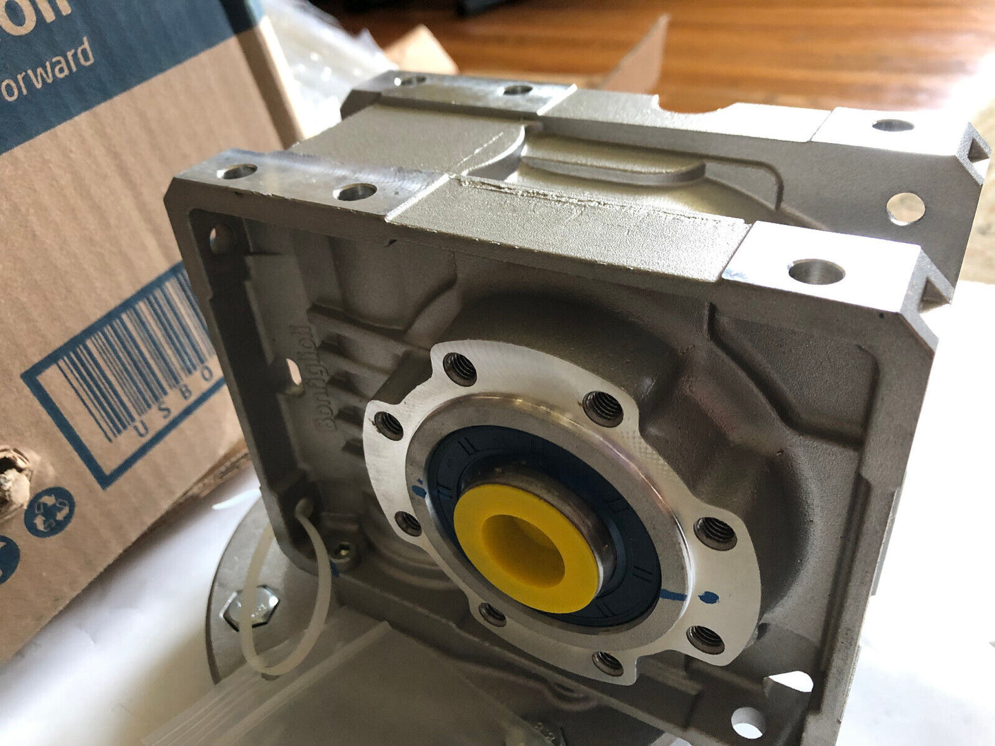 New Bonfiglioli W63u70p90b5b3 Gear Box,W 63 U 7 P90 B5 B3,Cod.2G20010351,Ay