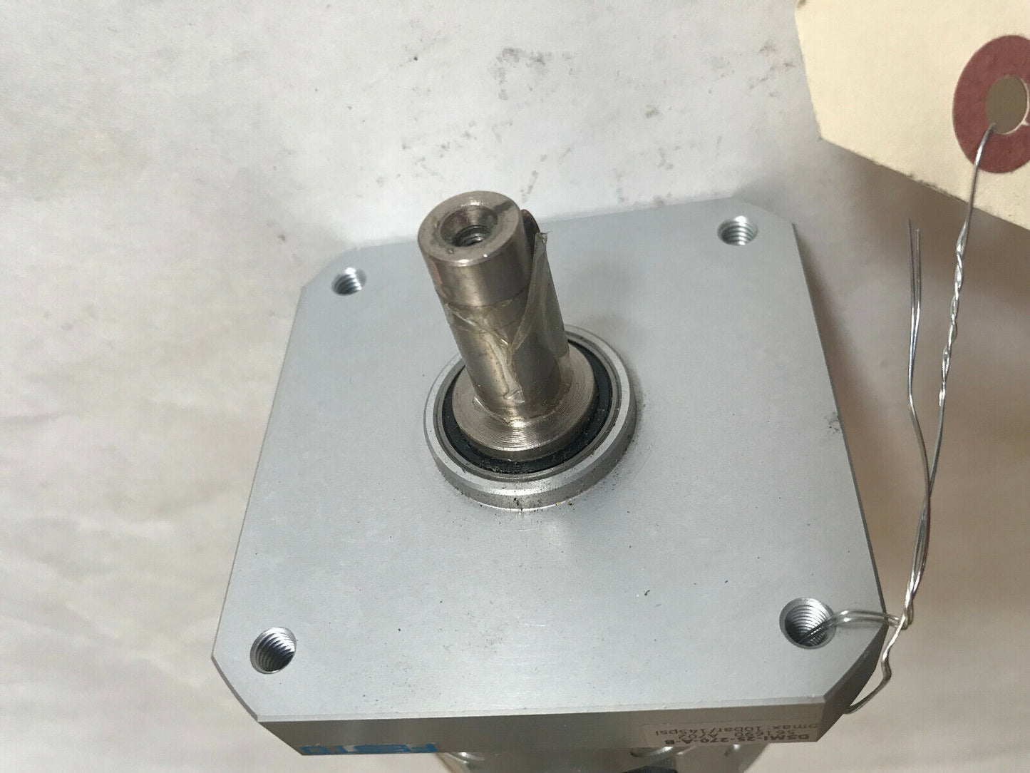 New Festo Dsmi-25-270-A-B 561690 A702 Rotary Actuator,Sk