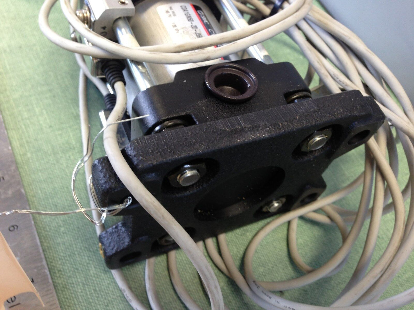 Smc Cda1gn50 20 J59l Mounted Pneumatic Cylinder,145 Psi,3/8" Npt 39-878-0991,Ay
