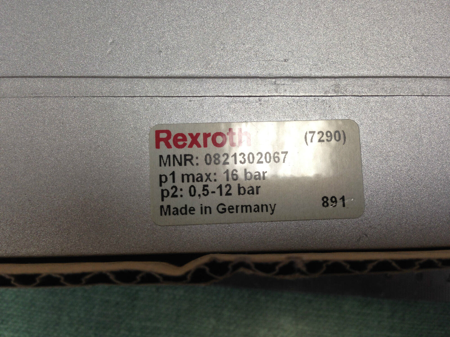 New Bosch 0812302067 Pneumatic Pressure Regulator, 16Bar,Be