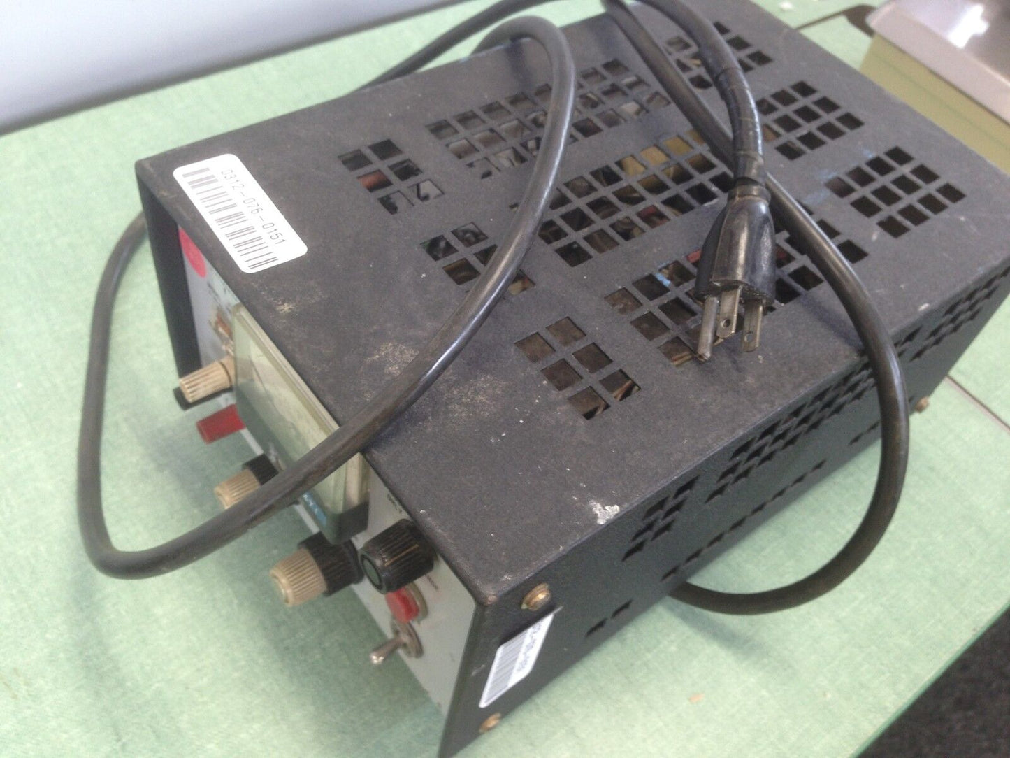 Trygon Hr40-750 Dc Power Supply, 0-40 Volts ,Ar
