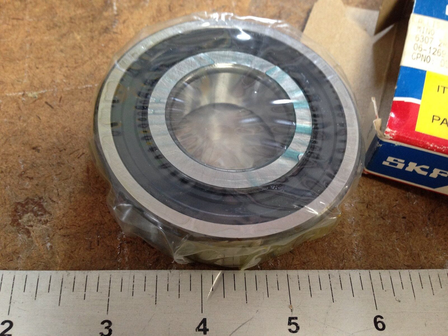 New Skf 6307-2Rs1/C3g Jn,Skf 6307 2Rsjem Bearing 6 15 004B - Explorer,Sk