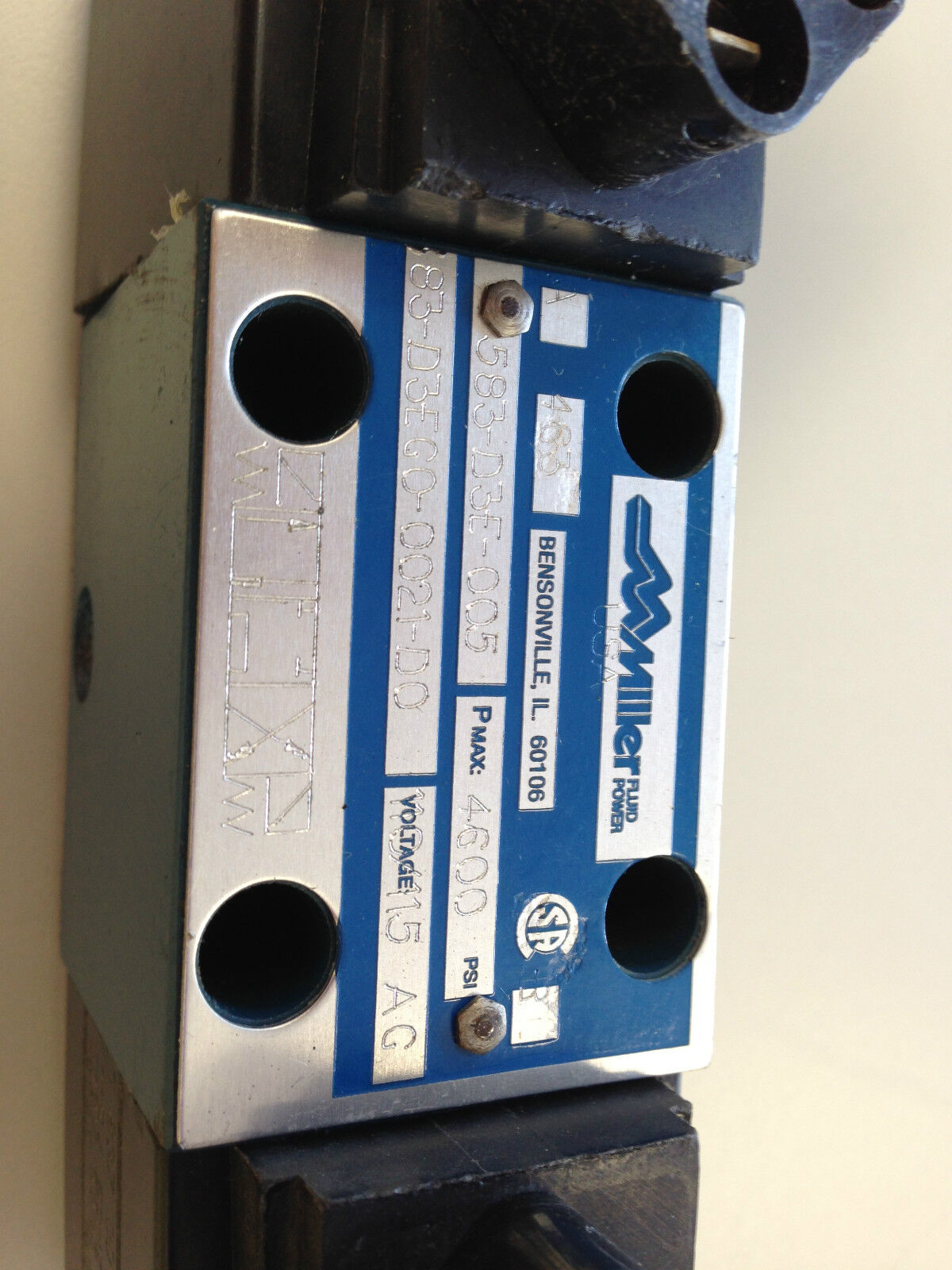 New Miller 83-D3eco-0021-D0 A 463 Hydraulic Solenoid Valve 583 D3e 005 115Vac,Te