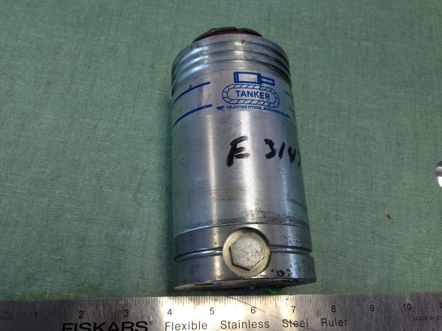 New Teledyne Tnk-30 X 2 Y C 56-150-7000 Nitrogen Gas Spring,4,691.902,Ag