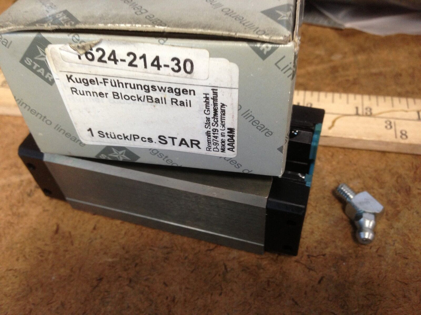 New Star 1624-214-30 Runner Block Ball Bearing Rail Aa04m,162421430,Su