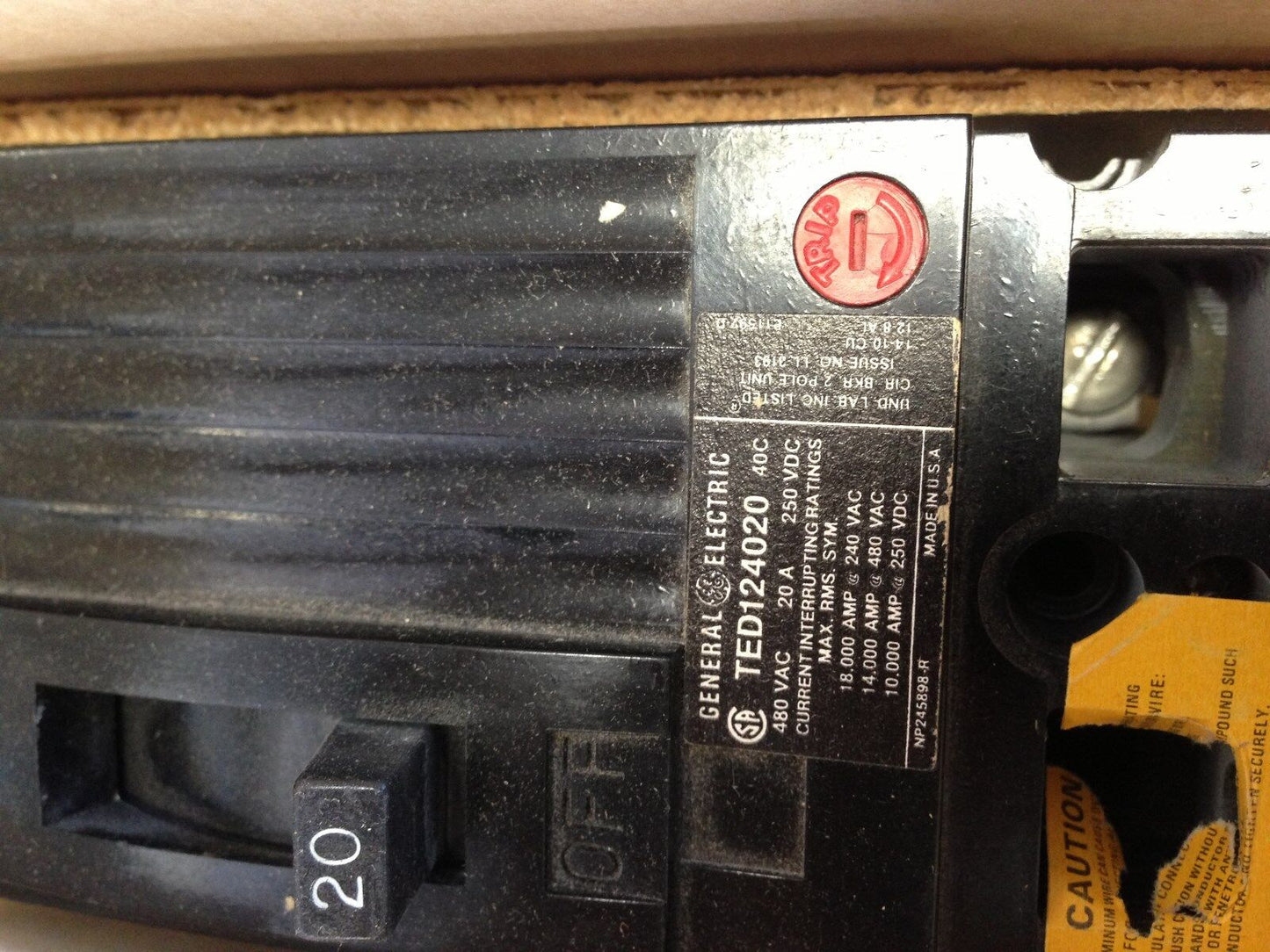 New Ge Ted124020 Ted124035wl Circuit Breaker, 2-Pole, 480Vac/250Vdc, 35A,Ay